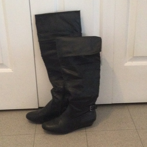 Over the knee boots, Sz 8, black - Picture 4 of 4